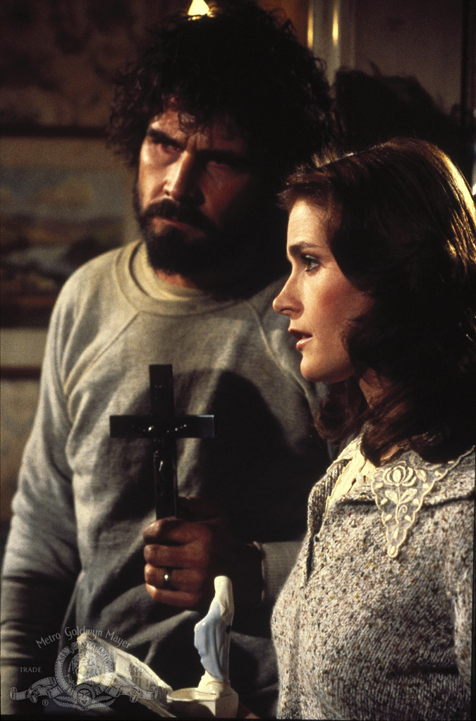 Still of James Brolin and Margot Kidder in The Amityville Horror (1979)
