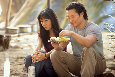 Still of Daniel Dae Kim and Yunjin Kim in Dinge (2004)