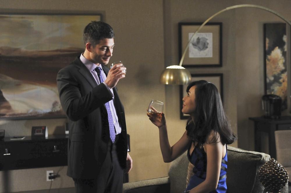 Still of Yunjin Kim and Brian Hallisay in Mistresses (2013)