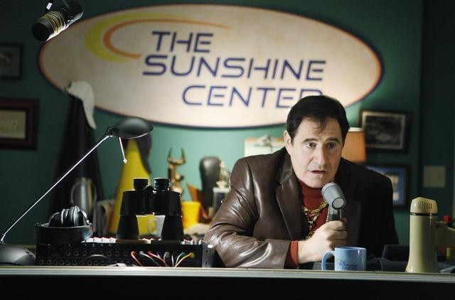 Still of Richard Kind in Mr. Sunshine (2011)