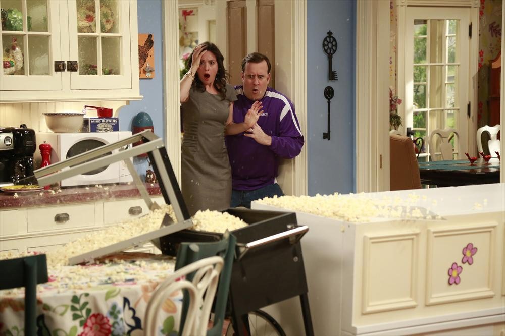 Still of Benjamin King and Kali Rocha in Liv and Maddie (2013)