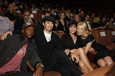 Selma Blair, Jaime King, Milo Ventimiglia and Edi Gathegi at event of Fanboys (2009)