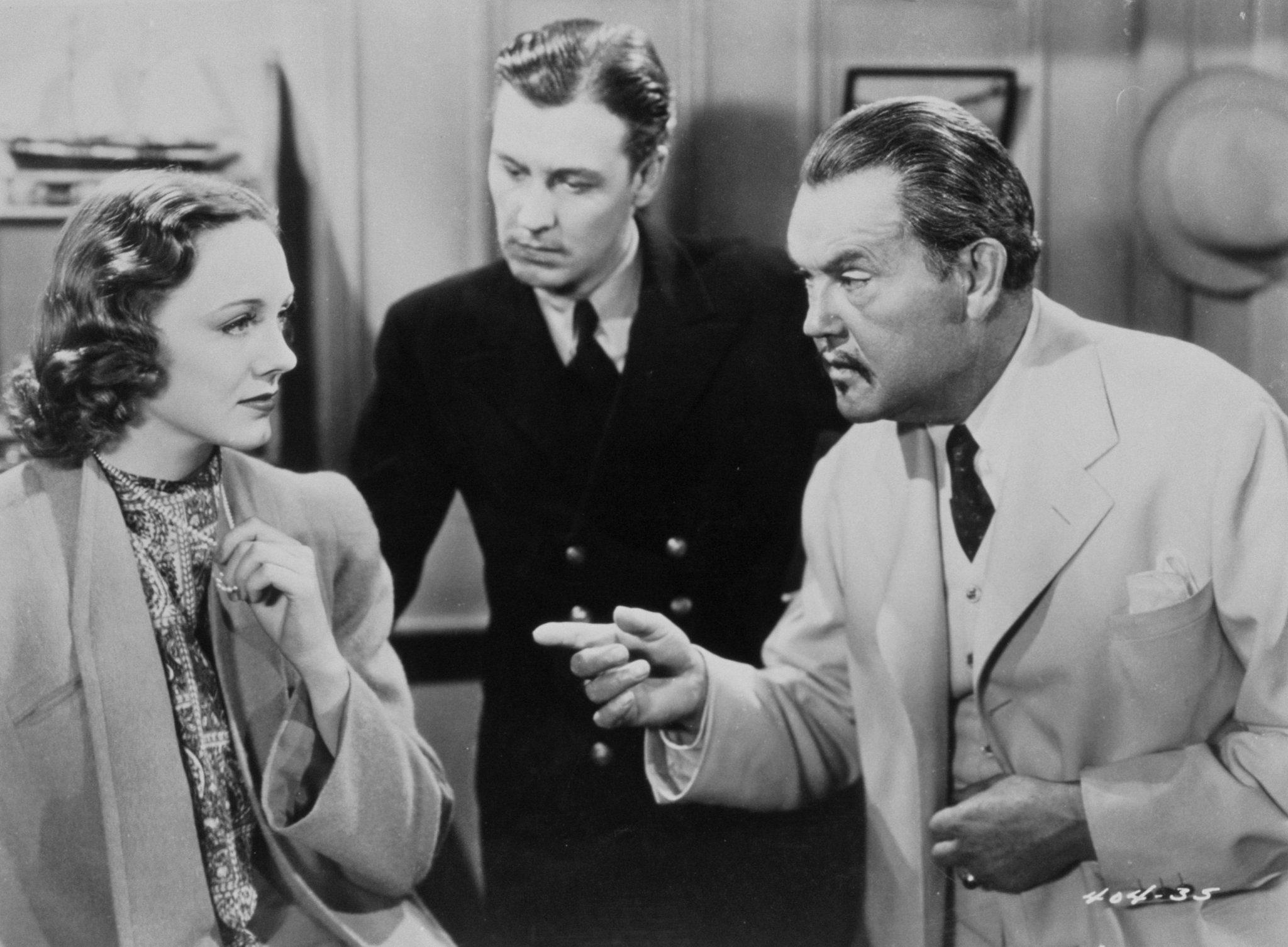 Still of Phyllis Brooks, John 'Dusty' King and Sidney Toler in Charlie Chan in Honolulu (1938)