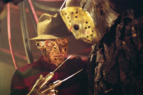 Still of Robert Englund and Ken Kirzinger in Freddy vs. Jason (2003)