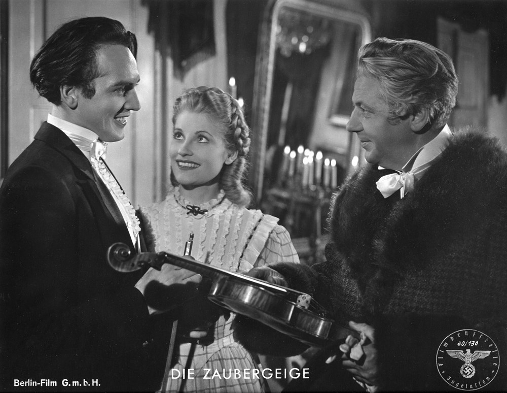 Still of Eugen Klöpfer, Will Quadflieg and Gisela Uhlen in Die Zaubergeige (1944)