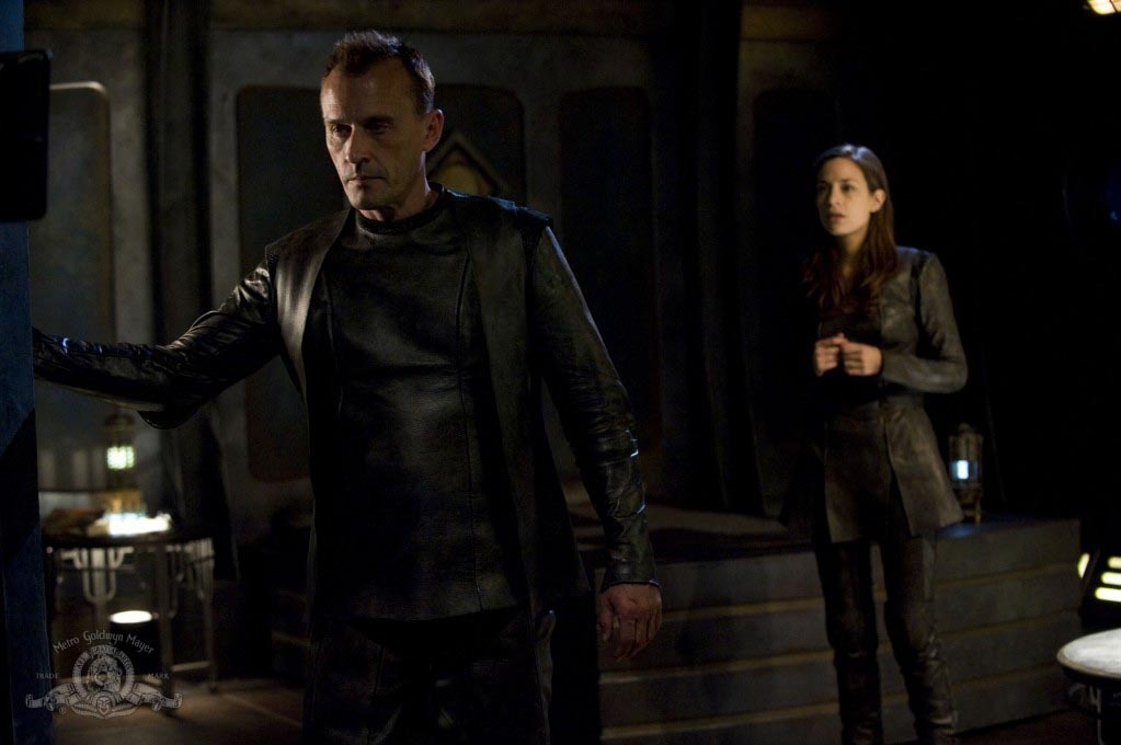 Still of Robert Knepper and Kathleen Munroe in SGU Stargate Universe (2009)