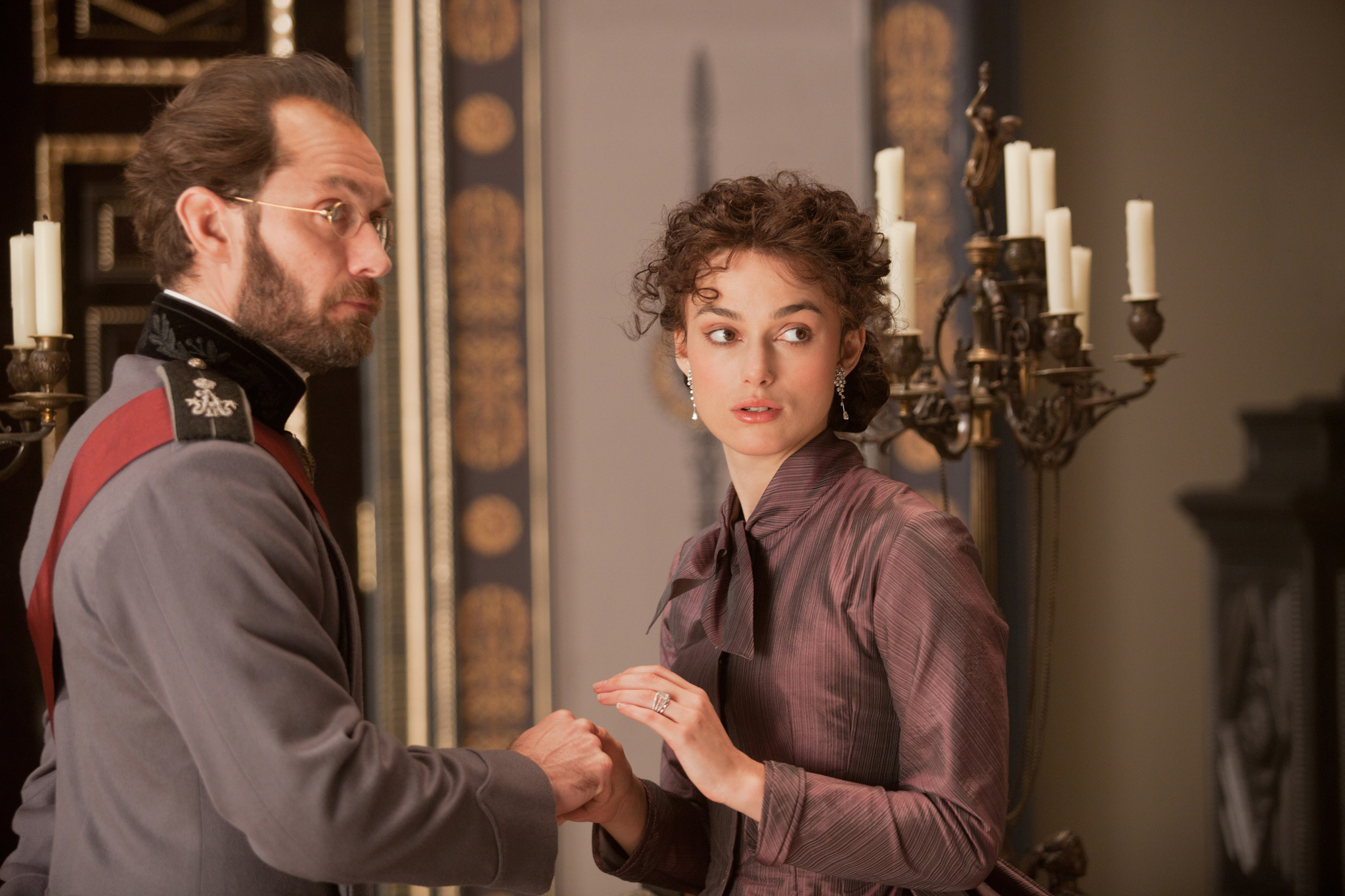 Still of Jude Law and Keira Knightley in Anna Karenina (2012)