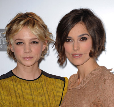 Keira Knightley and Carey Mulligan at event of Never Let Me Go (2010)