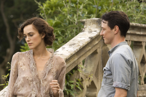 Still of Keira Knightley and James McAvoy in Atonement (2007)