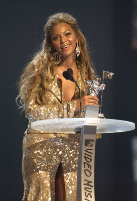 Beyoncé Knowles at event of MTV Video Music Awards 2003 (2003)