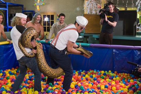 Still of Johnny Knoxville, Bam Margera and Chris Pontius in Jackass Number Two (2006)