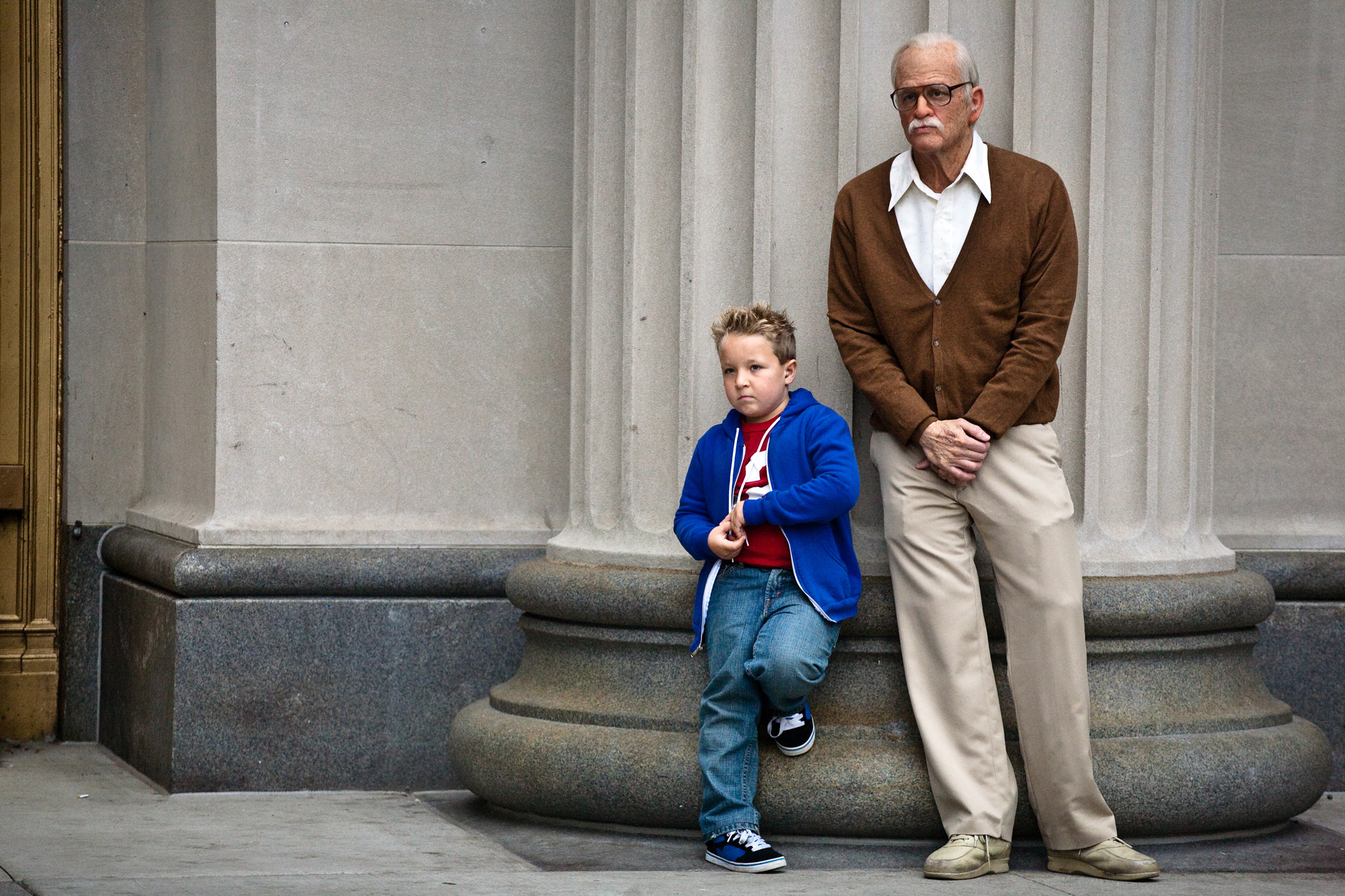 Still of Johnny Knoxville and Jackson Nicoll in Jackass pristato: Blogas senelis (2013)