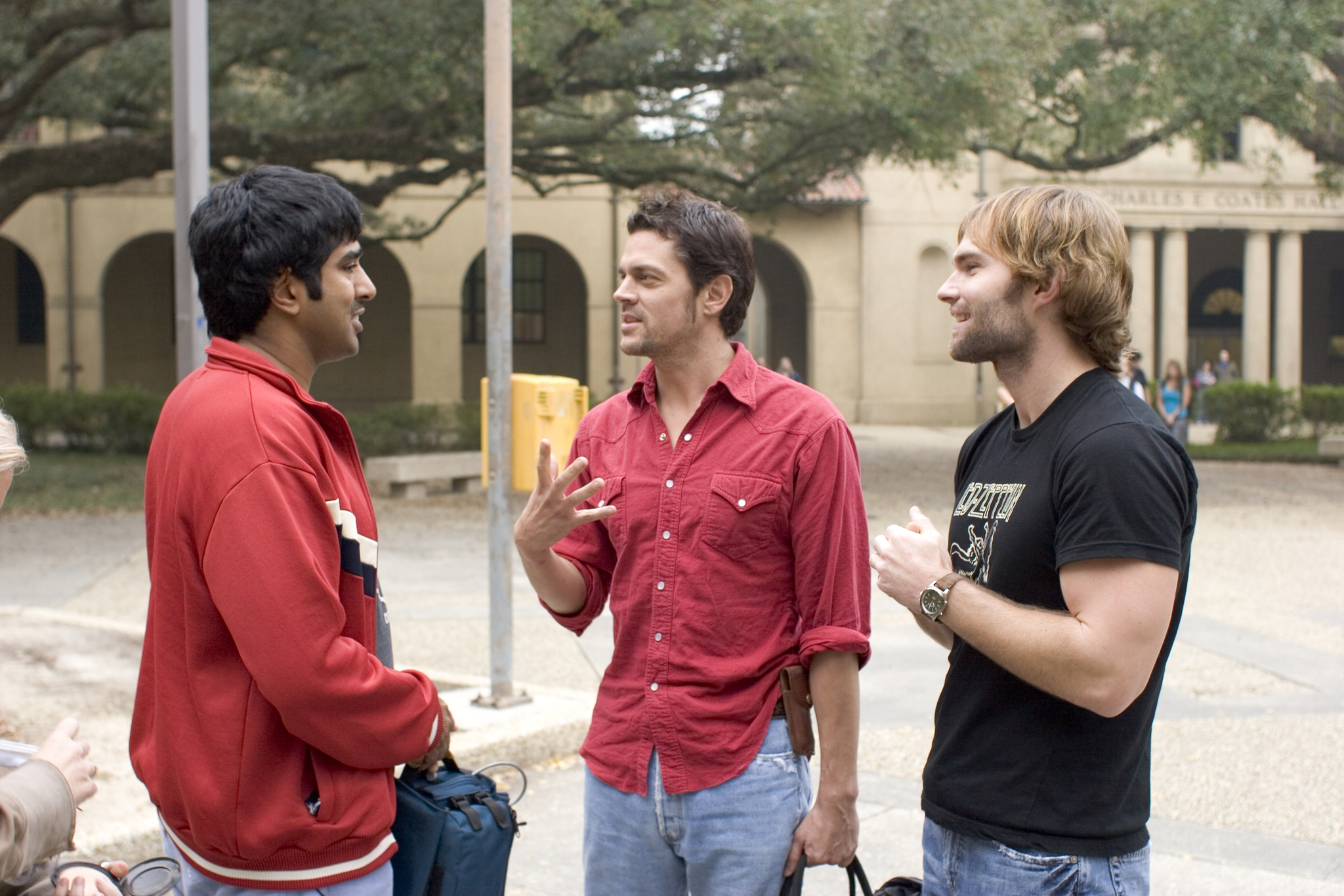 Still of Seann William Scott, Jay Chandrasekhar and Johnny Knoxville in The Dukes of Hazzard (2005)