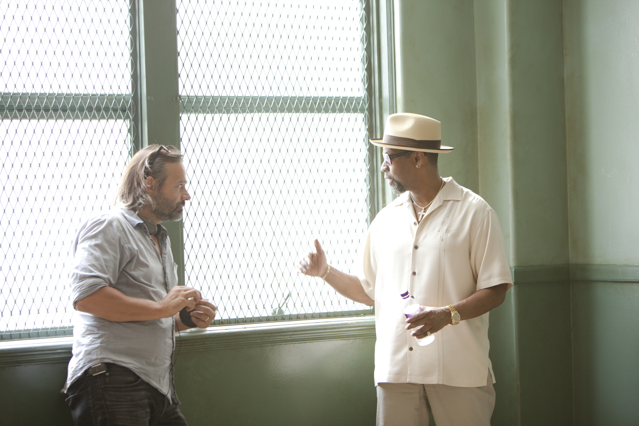 Denzel Washington and Baltasar Kormákur in 2 Ginklai (2013)