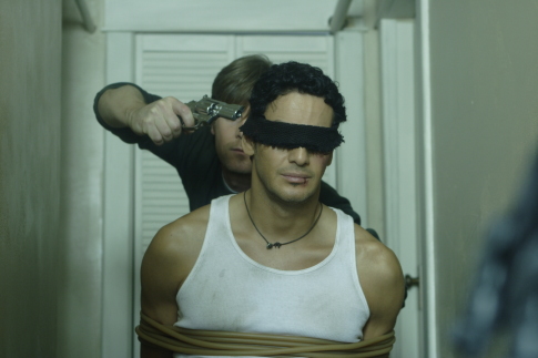Still of Peter Krause and Khaled Abol Naga in Civic Duty (2006)
