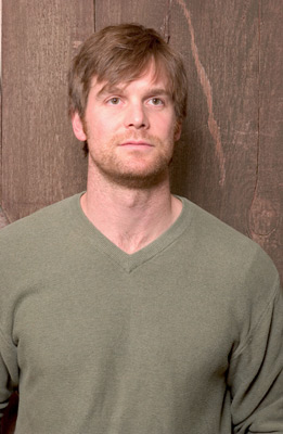 Peter Krause at event of We Don't Live Here Anymore (2004)