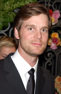 Peter Krause at event of Sesios pedos po zeme (2001)