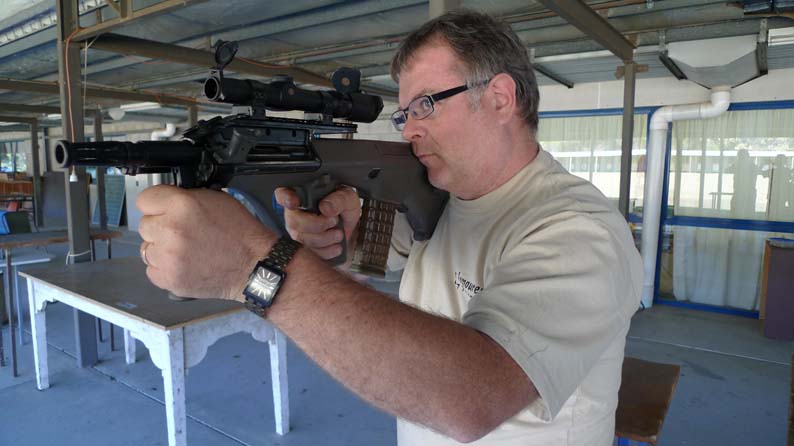 Using the Styer AUG assault rifle.