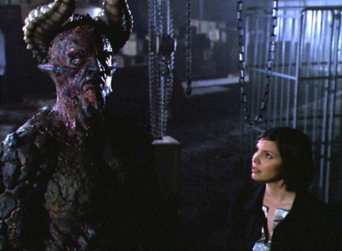 (L-R): The Beast (Vladimir Kulich) and Cordelia Chase (Charisma Carpenter) in 