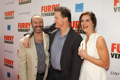 Brooke Shields, Brendan Fraser and Roger Kumble at event of Furry Vengeance (2010)