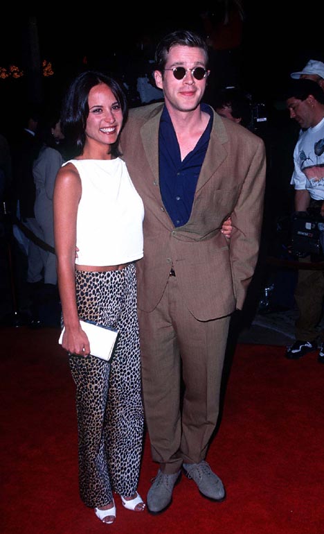 Cary Elwes and Lisa Marie Kurbikoff at event of Twister (1996)