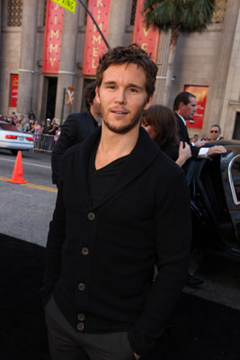 Ryan Kwanten at event of Legend of the Guardians: The Owls of Ga'Hoole (2010)
