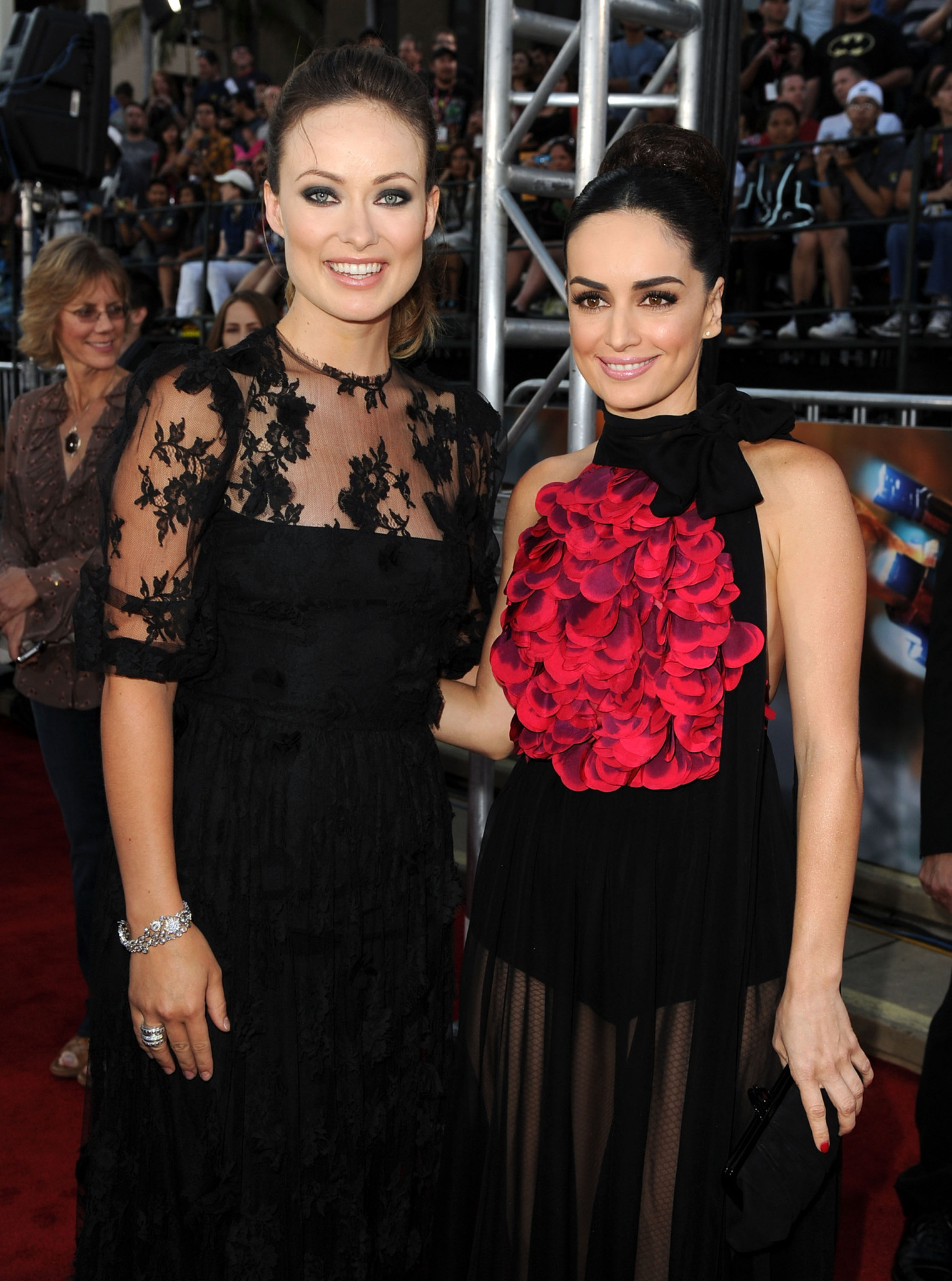 Ana de la Reguera and Olivia Wilde