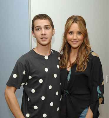 Amanda Bynes and Shia LaBeouf at event of Total Request Live (1999)