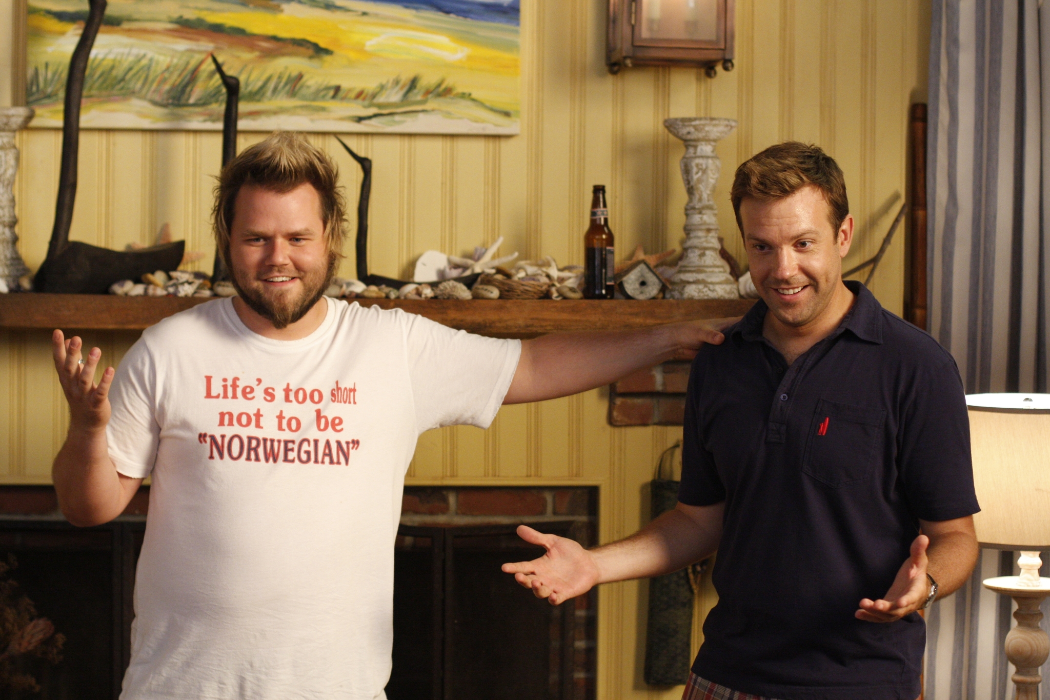 Still of Tyler Labine and Jason Sudeikis in A Good Old Fashioned Orgy (2011)