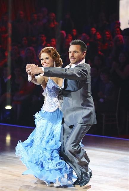 Still of Drew Lachey and Anna Trebunskaya in Dancing with the Stars (2005)