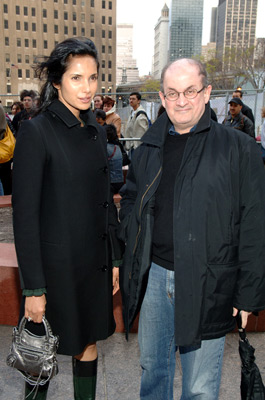 Padma Lakshmi and Salman Rushdie at event of Alchemy (2005)