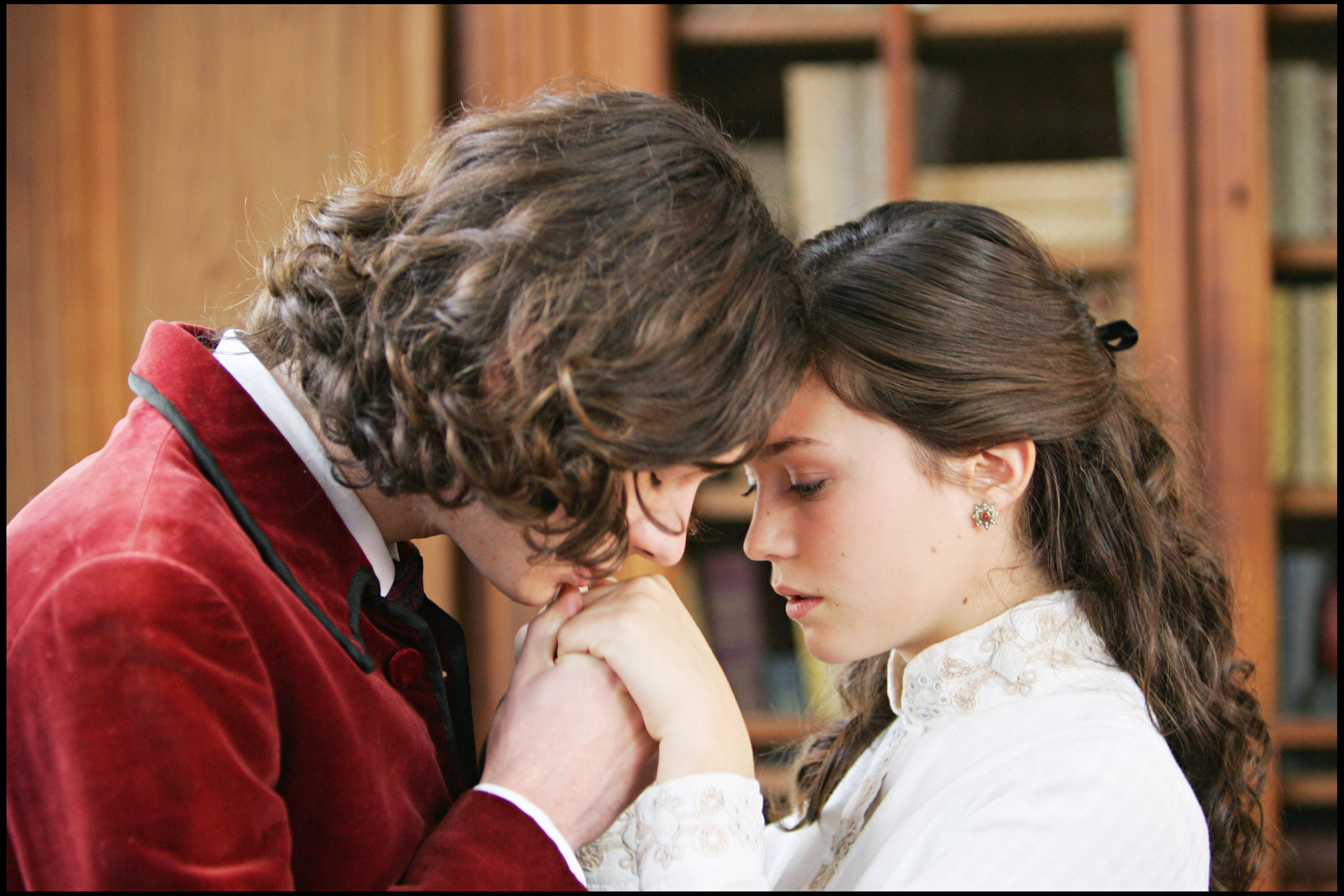 Juliette Lamboley in Mademoiselle Gigi (2006) with Renaud Cestre