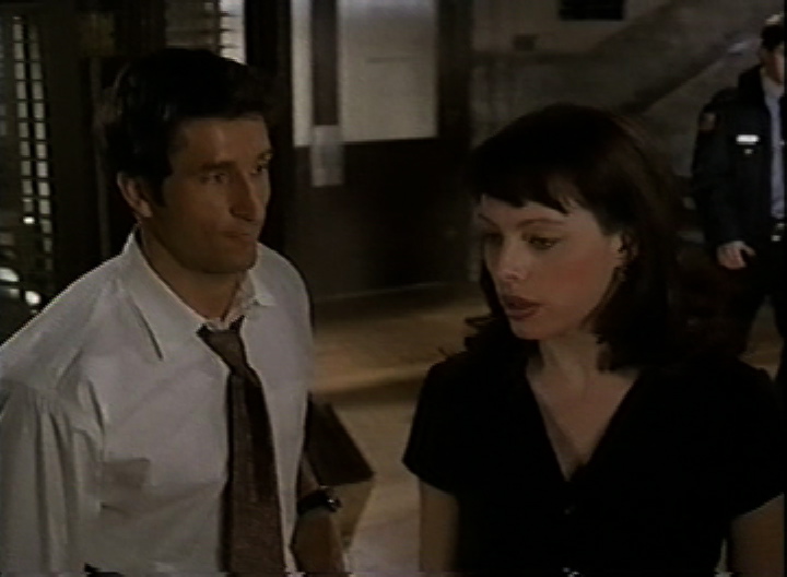 The District 2003 Jonathan LaPaglia, Melinda Clarke