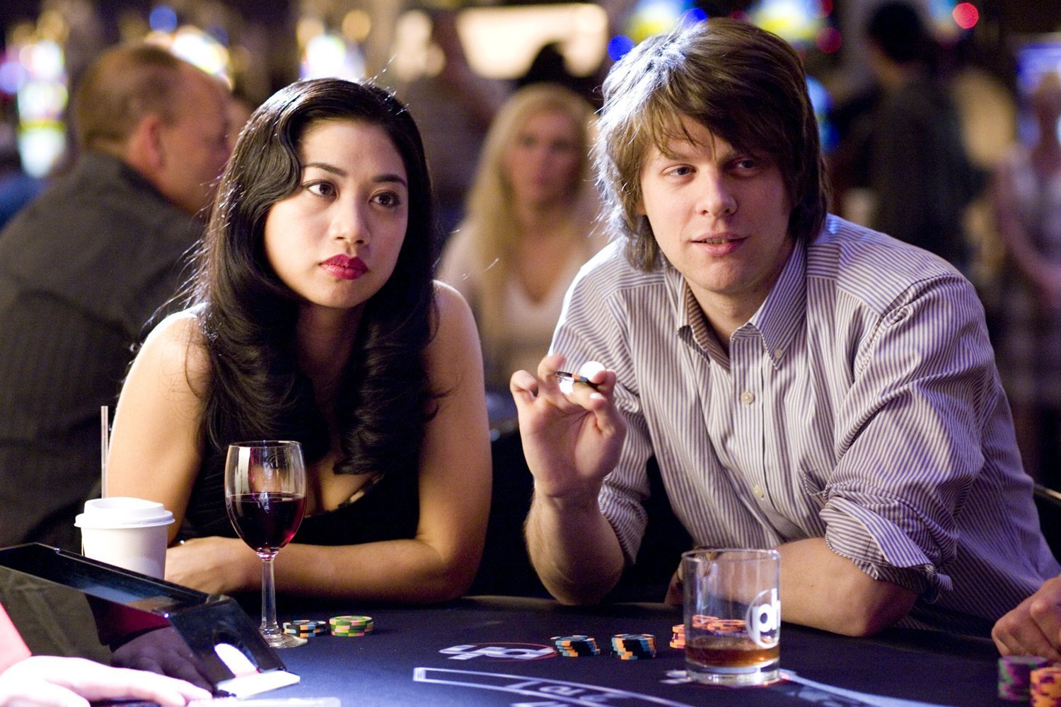Still of Liza Lapira and Jacob Pitts in 21 (2008)