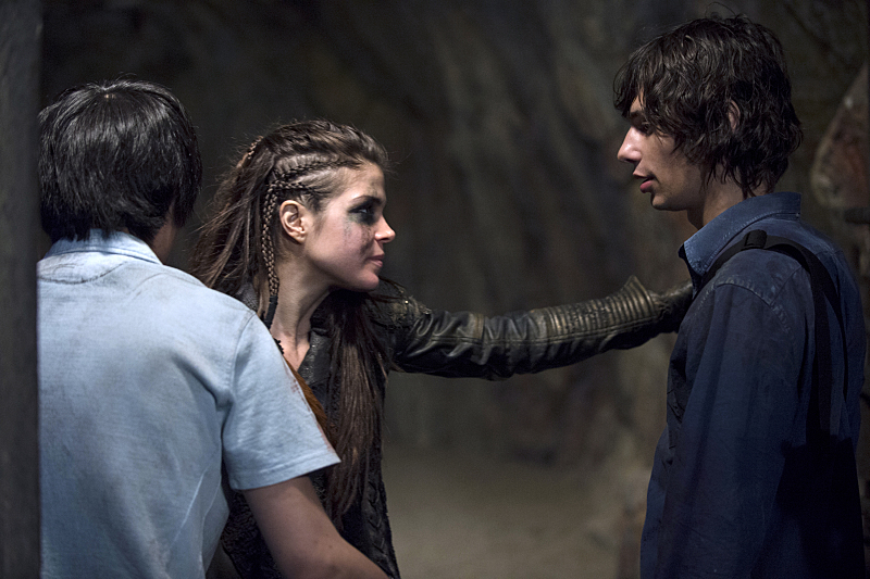 Still of Christopher Larkin, Devon Bostick and Marie Avgeropoulos in The 100 (2014)