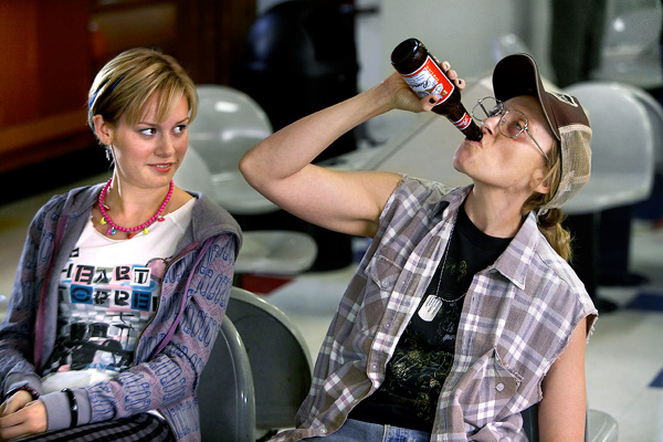 Still of Toni Collette and Brie Larson in United States of Tara (2009)