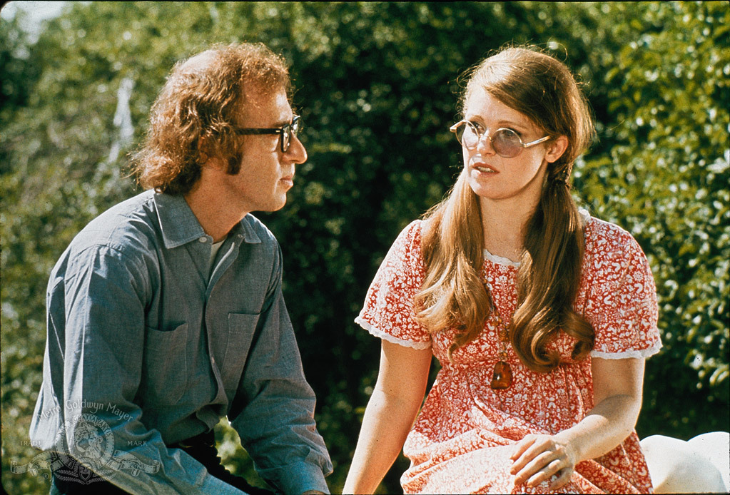 Still of Woody Allen and Louise Lasser in Bananas (1971)