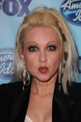 Cyndi Lauper at event of American Idol: The Search for a Superstar (2002)