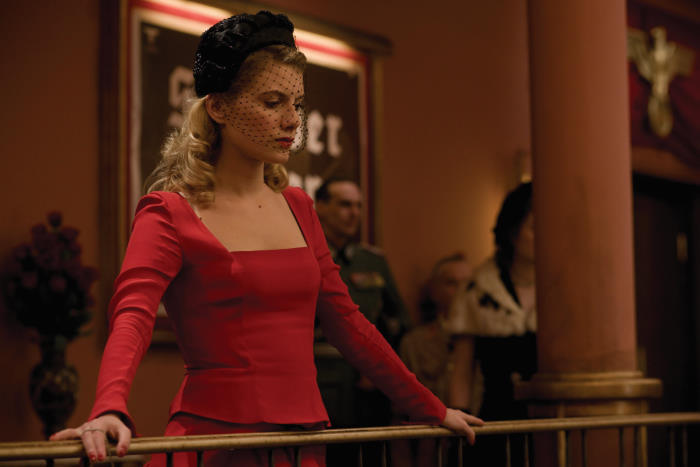 Still of Mélanie Laurent in Negarbingi sunsnukiai (2009)