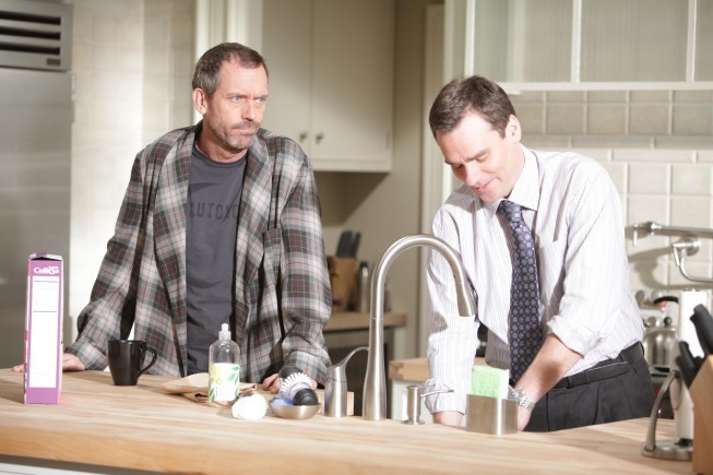 Still of Robert Sean Leonard and Hugh Laurie in Hausas (2004)