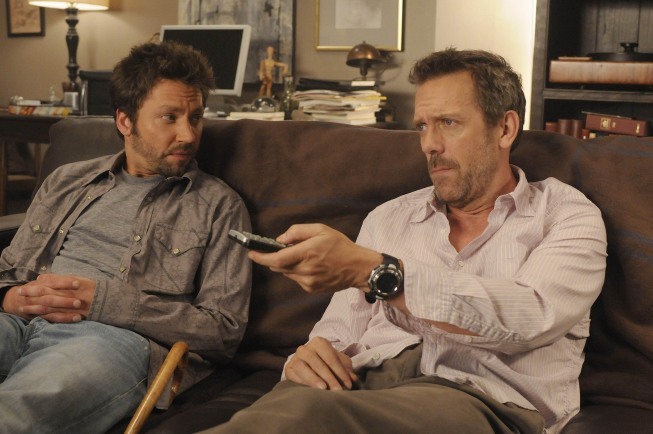 Still of Hugh Laurie and Michael Weston in Hausas (2004)