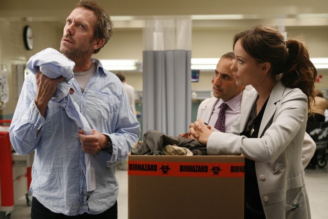 Still of Peter Jacobson, Hugh Laurie and Olivia Wilde in Hausas (2004)