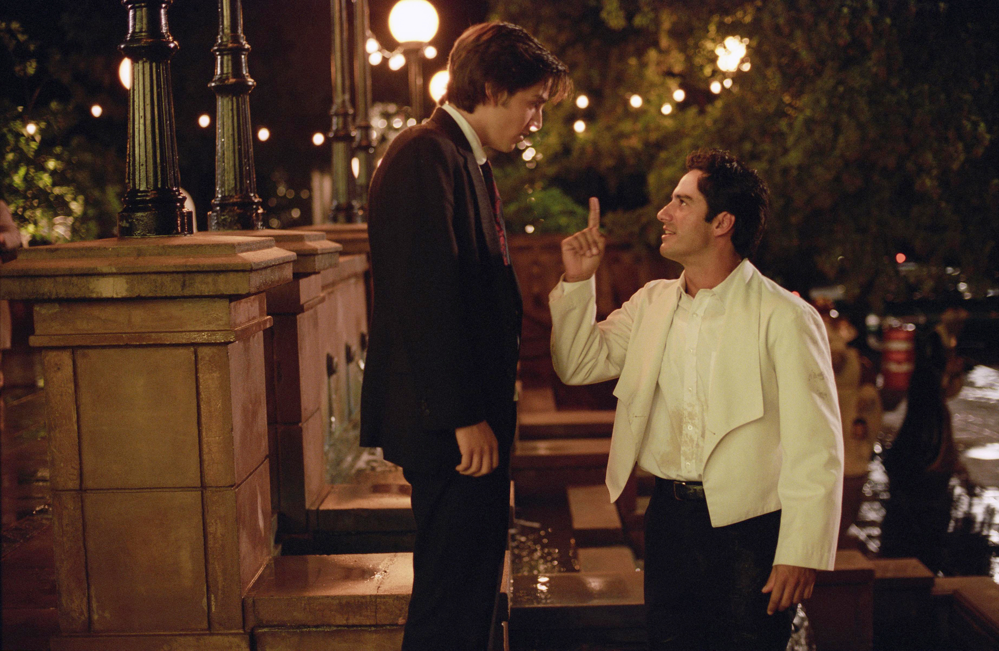 Still of René Lavan and Diego Luna in Dirty Dancing: Havana Nights (2004)