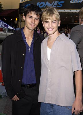 David Gallagher and Adam LaVorgna at event of Summer Catch (2001)