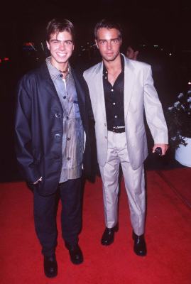 Joey Lawrence and Matthew Lawrence at event of The Game (1997)