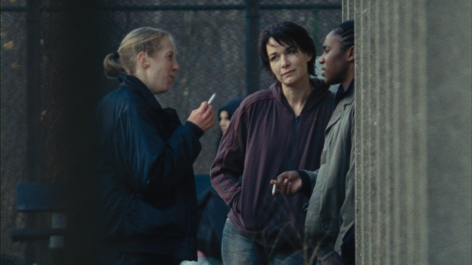 Still of Anne Coesens and Esse Lawson in Illégal (2010)