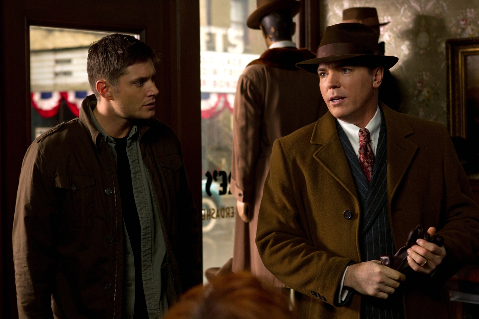 Still of Jensen Ackles and Nicholas Lea in Supernatural (2005)
