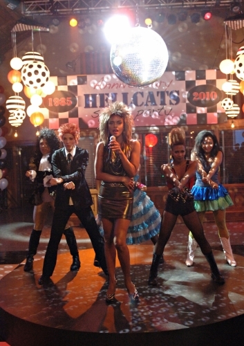 Still of Sharon Leal and Aly Michalka in Hellcats (2010)