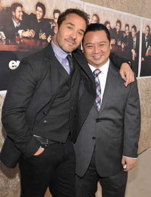 Jeremy Piven and Rex Lee at event of Entourage (2004)
