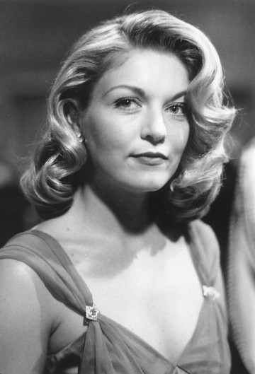 Sheryl Lee in Mother Night (1996)